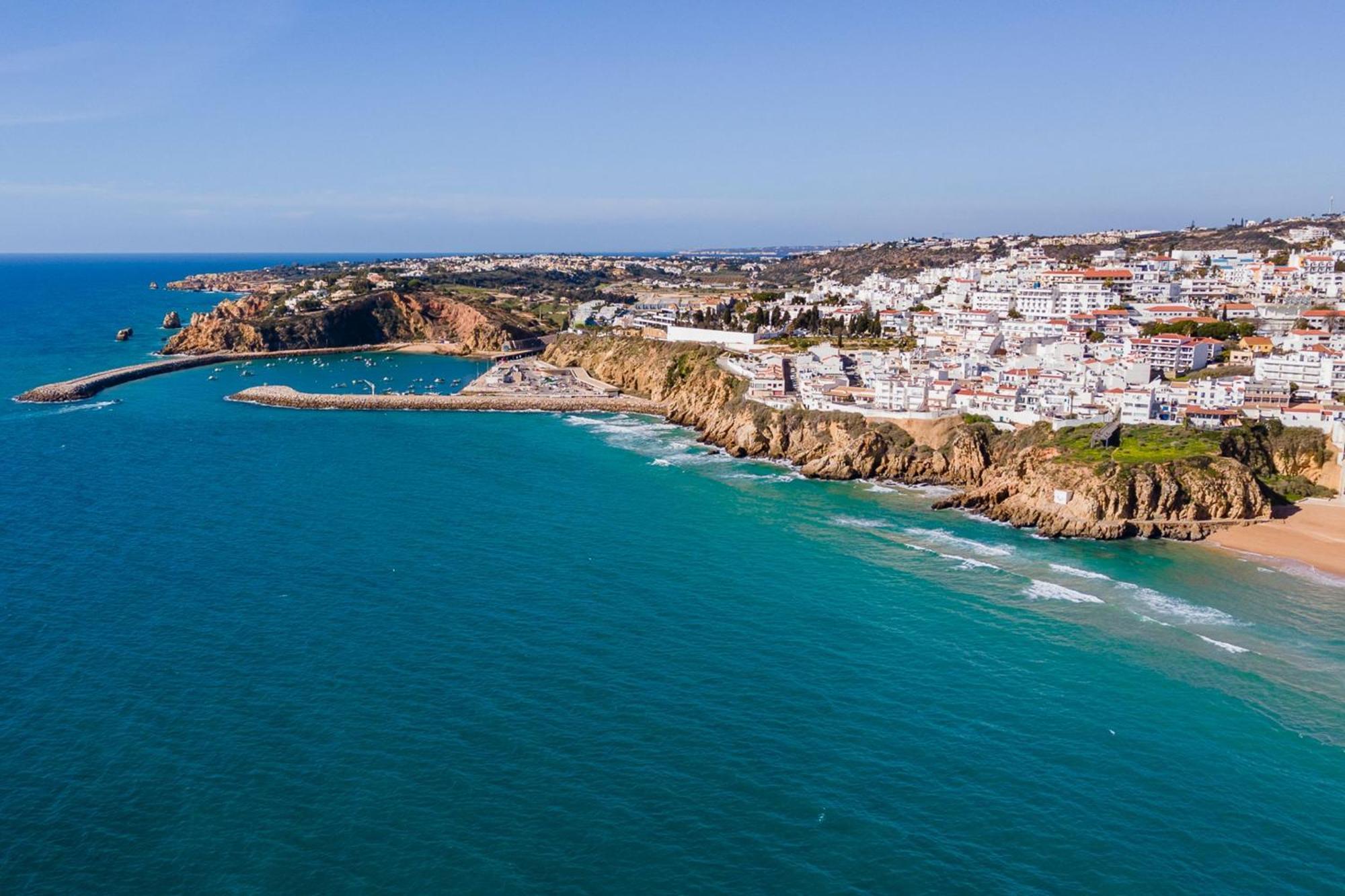 Typical T2 In Albufeira W/ Balcony By Lovelystay Buitenkant foto